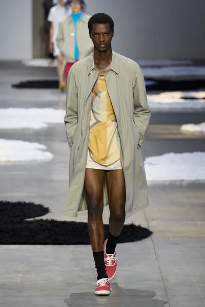 Look 34